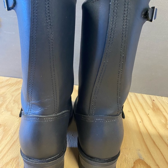 Frye Engineer Boots women’s black leather size 8 1/2 M. - Picture 9 of 11